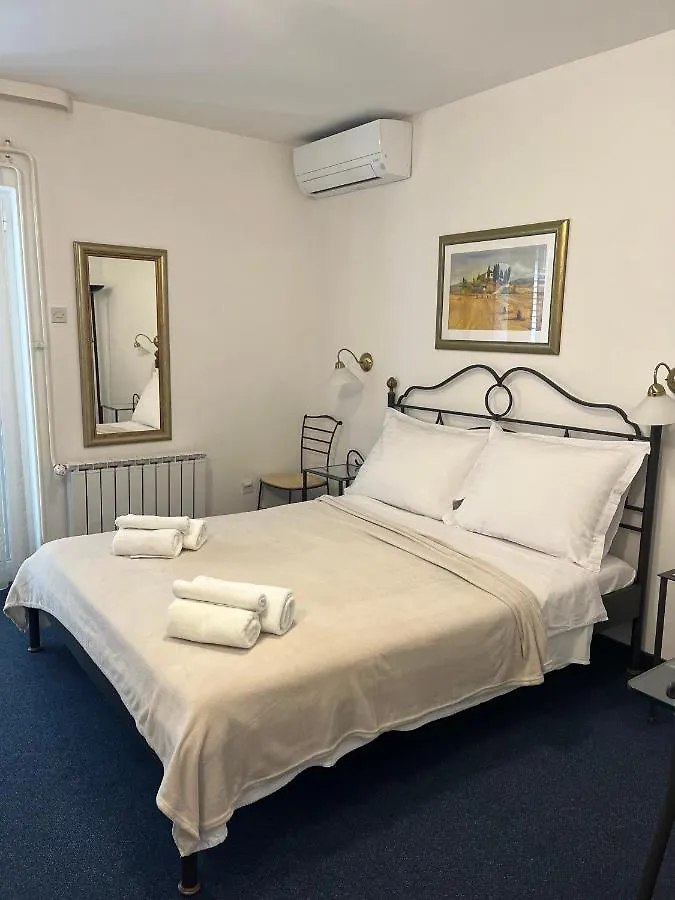 B&B Baron Gautsch Rovinj 3*,  Croatia